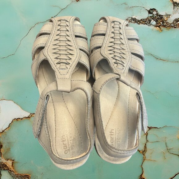 Earth Women’s Balli Fisherman Sandals , Size 9 - Picture 2 of 5